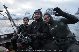 Happy orca divers in Norway